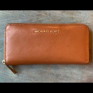 Michael Kors Continental Long Zip Wallet, Auth